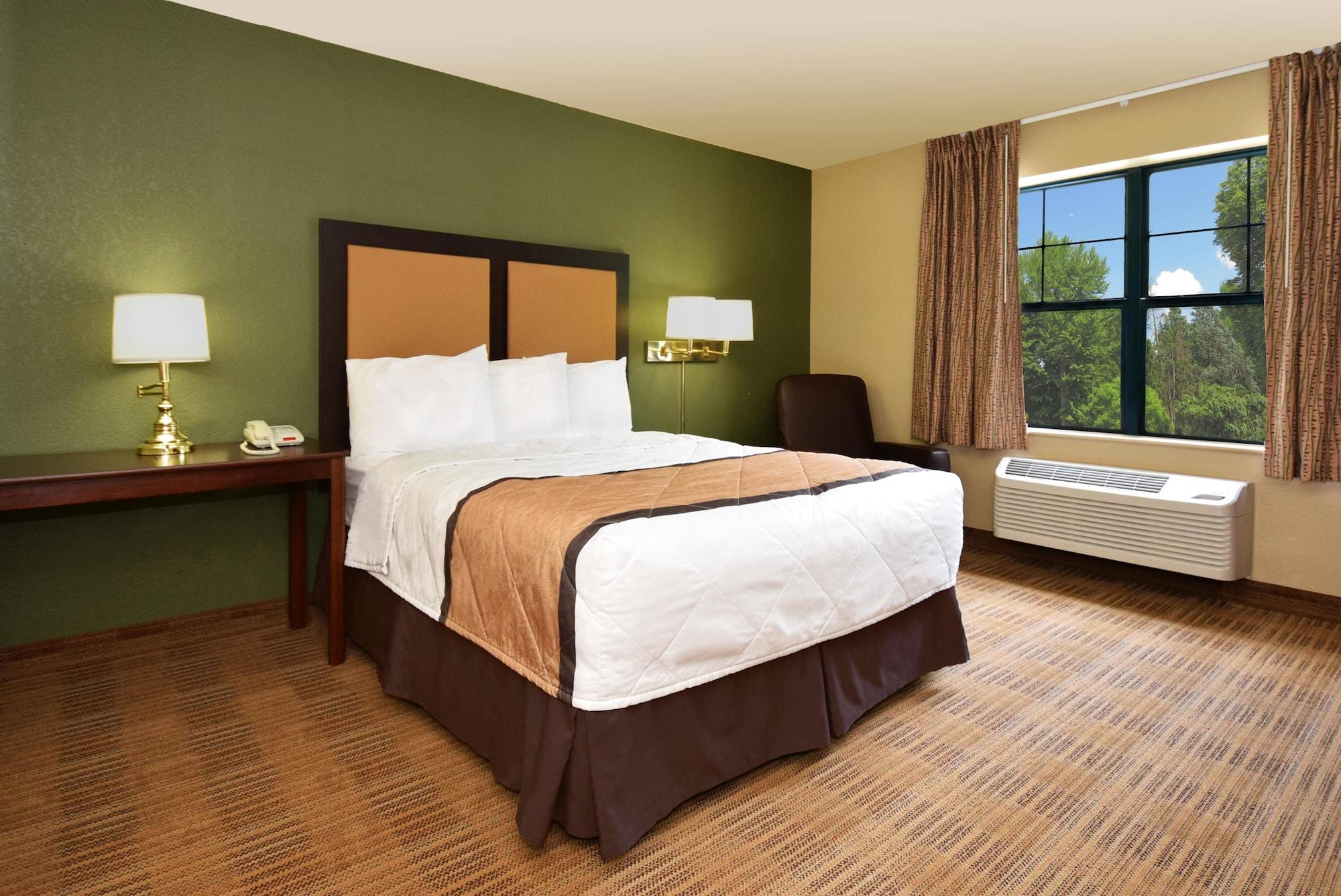 Extended Stay America Suites - Detroit - Metropolitan Airport Romulus Esterno foto