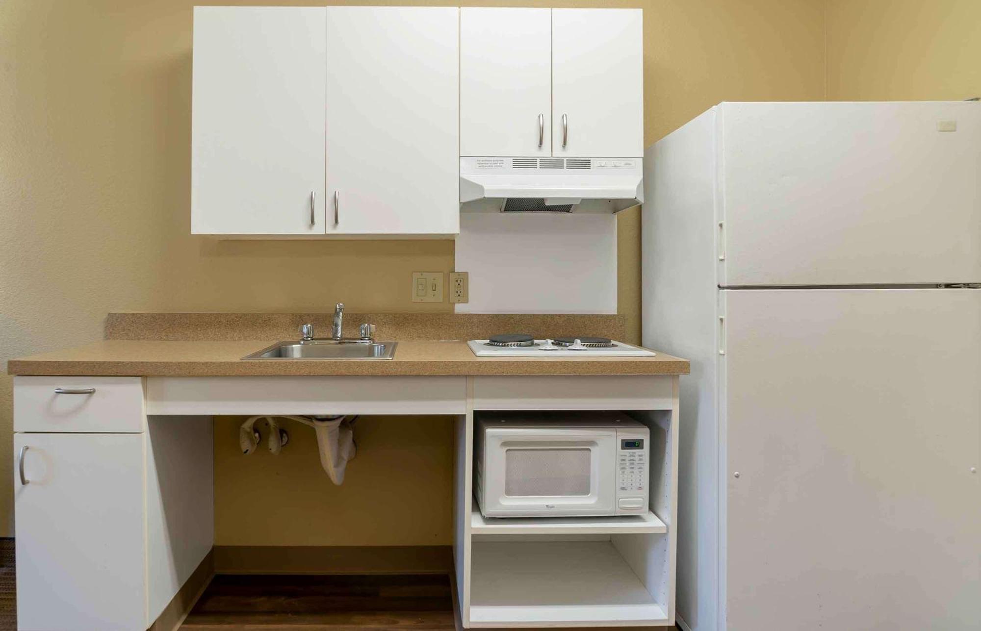 Extended Stay America Suites - Detroit - Metropolitan Airport Romulus Esterno foto
